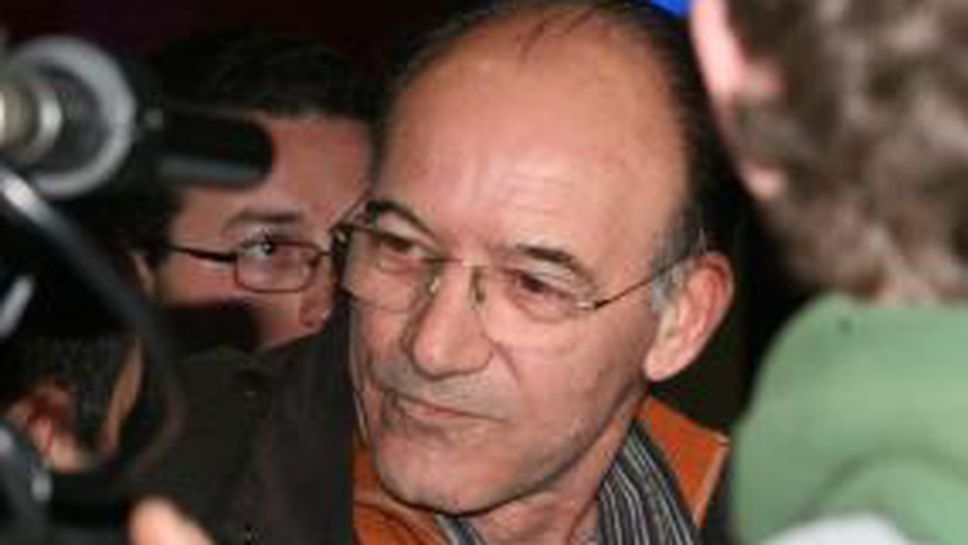 Мениджърът на Хичо: Всичко зависи от Арсенал