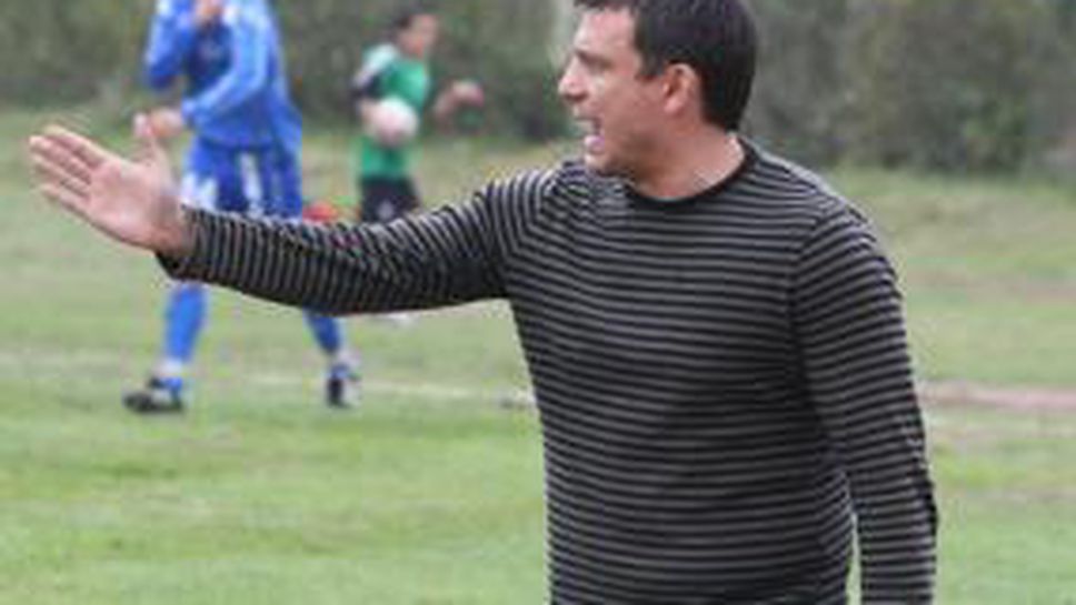 Локо (Мездра) пуска новите срещу Славия