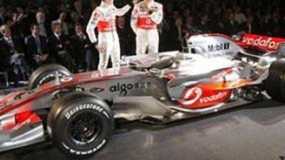 Денис: Люис и Ковалайнен ще са с равен статут