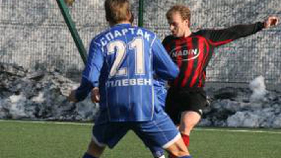 Пропадна контролата между Ботев и Локомотив (Мз)