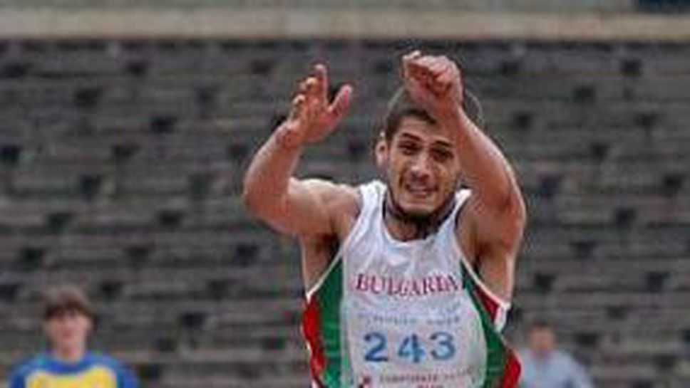 Момчил Караилиев над всички и в скока на дължина