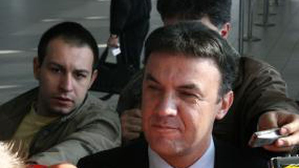 Борислав Михайлов: УЕФА ни отпуска CHF 3 млн. за база