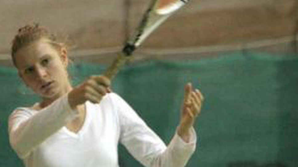 Сесил Каратанчева се завръща в световната ранглиста