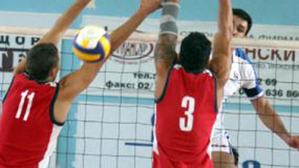 Капитанът на Левски Сиконко стана баща на момче