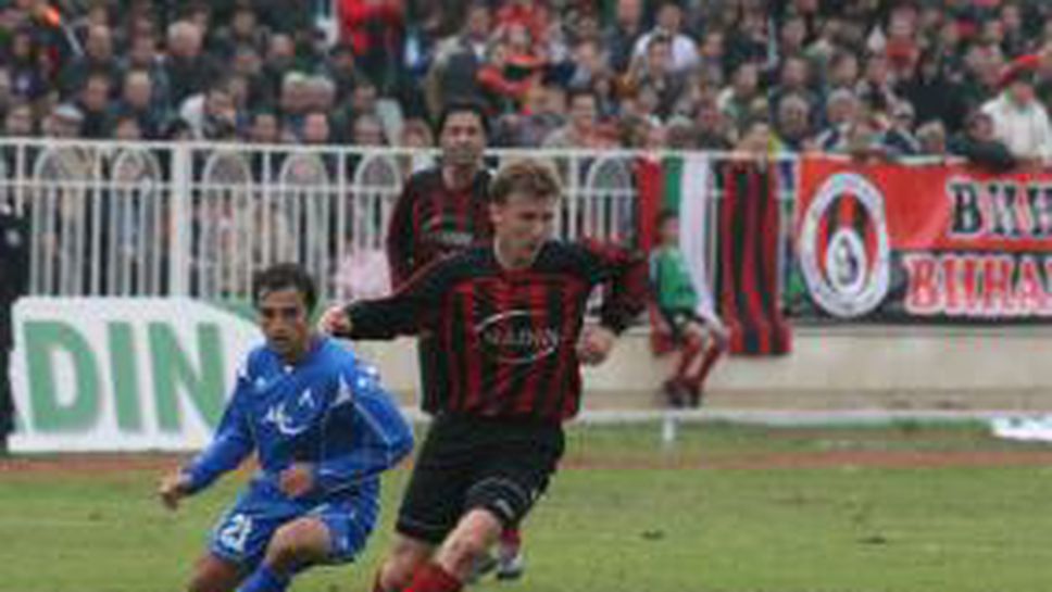 Локомотив (Мездра) прави школа като на Левски