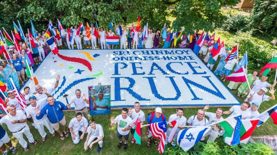 Русе посрещна Факела на мира