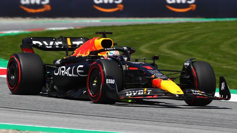  В последния миг Верстапен измъкна полпозишъна в Австрия от Леклер 