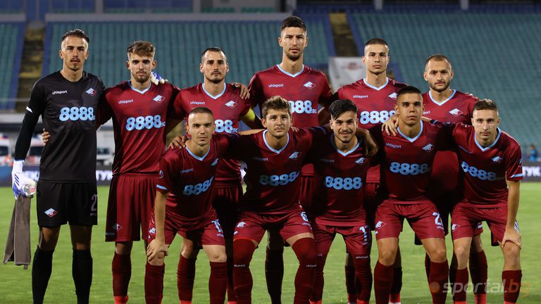 Украинци вкараха пет гола на Септември (София) в контролна среща в Турция