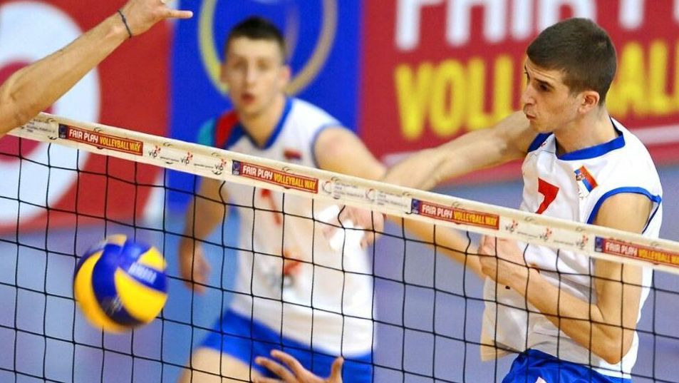 Берое привлече в редиците си сръбски център