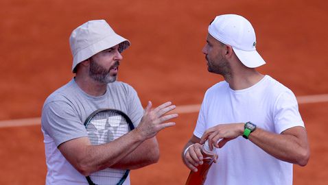  Треньорът на Григор: Не мисля, че покривът повлия на травмата му 