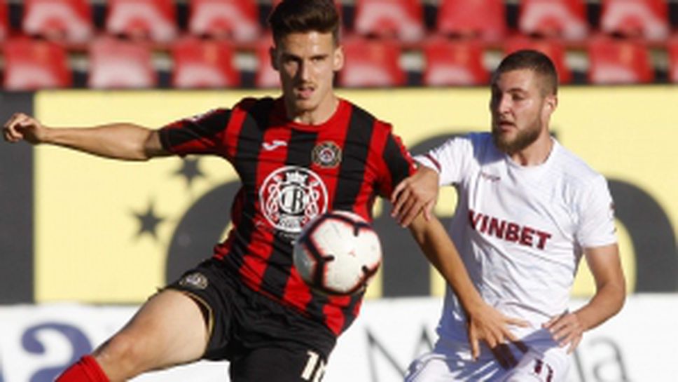 Локомотив СФ - Септември Сф