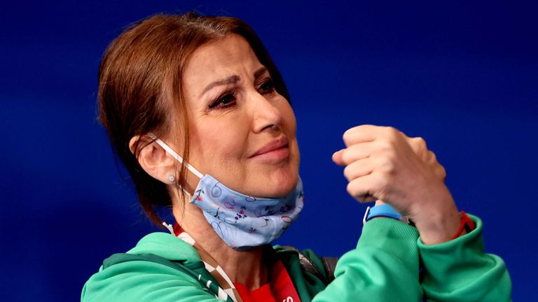 Съпругата на Наско Сираков Илиана Раева не подмина горещата