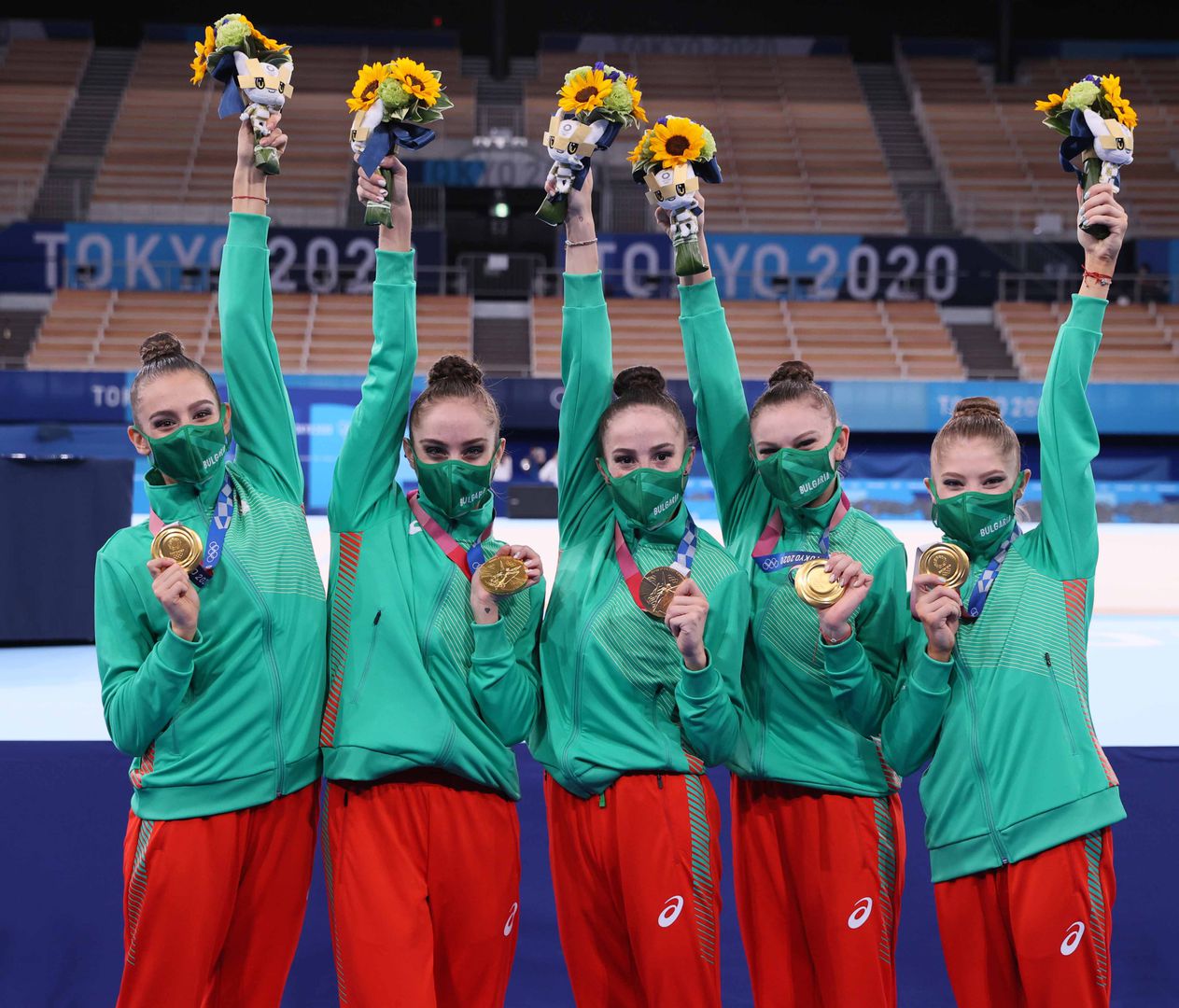 Ансамбълът ни триумфира с титлата в Токио 🥇