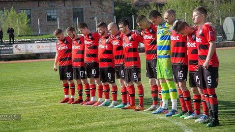  Локомотив (Дряново) пусна в продажба юбилейни абонаментни карти 