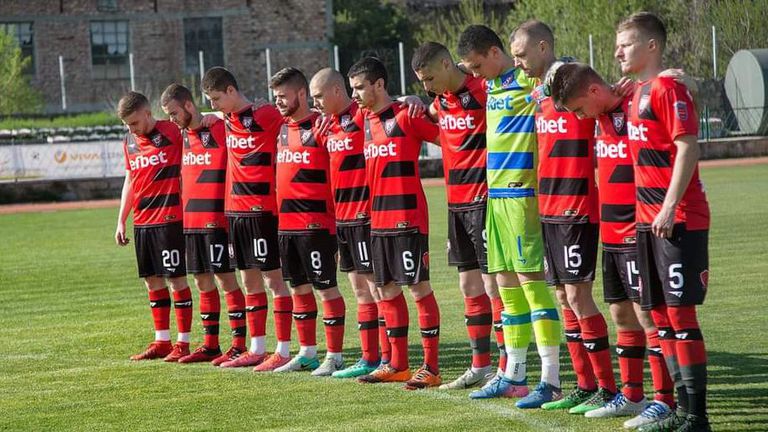Едноименният тим на Павликени вкара четири гола на Локомотив в