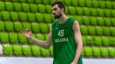  Български национал преподписа с спечелилия в Шампионската лига 