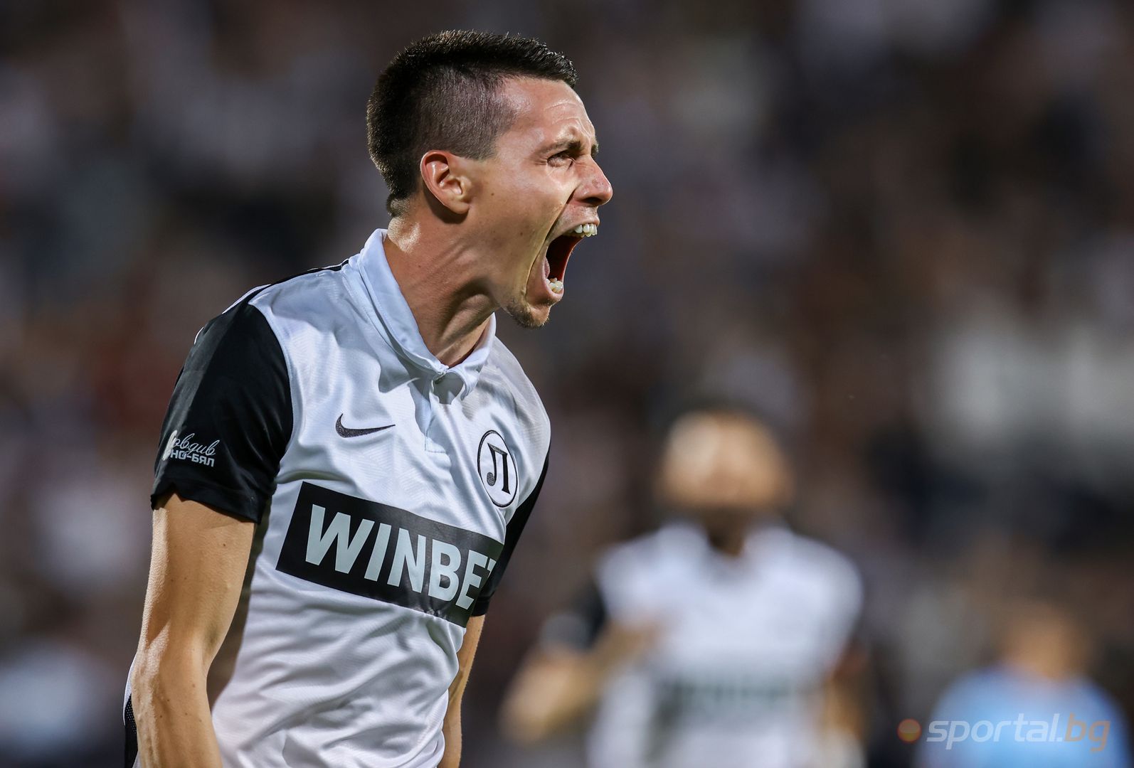  Локомотив (Пловдив) - Арда (Кърджали) 