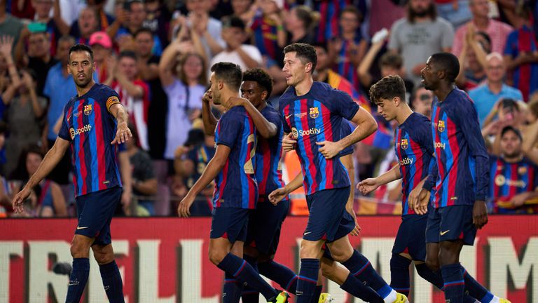 Барселона направи може би най-изненадващите, но и спорни ходове на