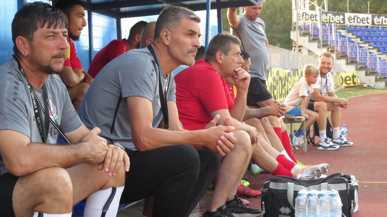 Новакът във Втора лига Беласица остана без старши треньор ден