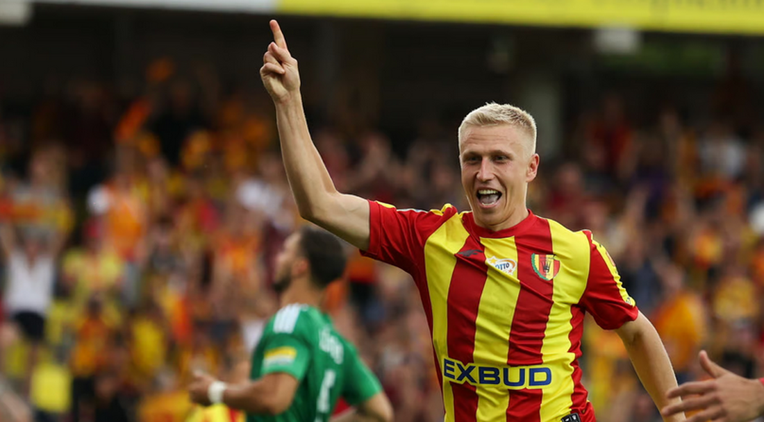 Корона успя от четвъртия опит, Владимир Николов влезе от пейката