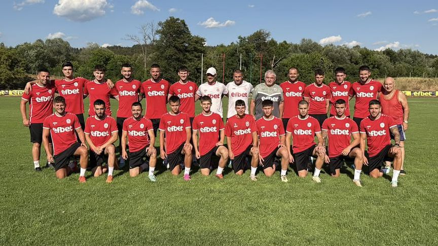 Атанас Апостолов: Представянето ни е под очакванията ми