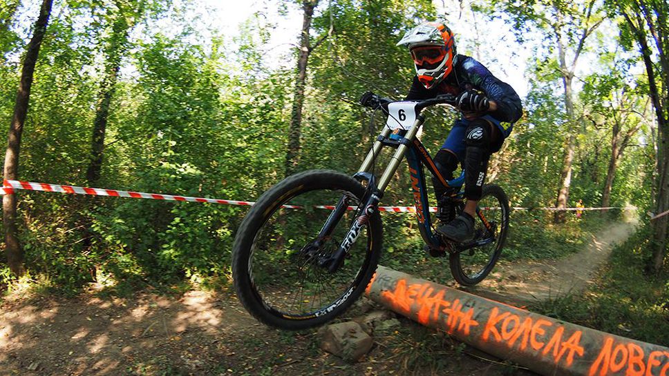 Ловеч приема Държавното по спускане през уикенда