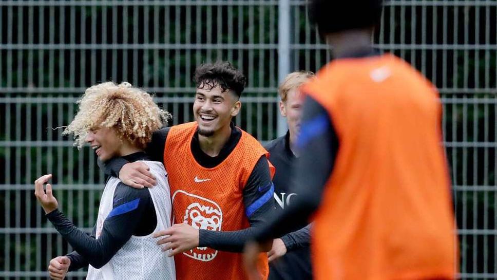 Изгониха петима национали на Нидерландия (U19), защото извикали момичета в хотела