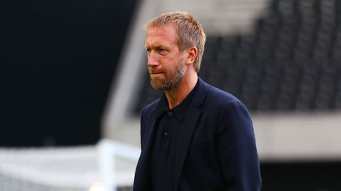  Челси към този момент има нов треньор 