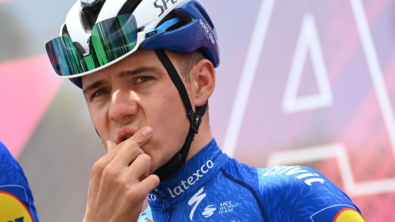 Белгиецът Ремко Евенепул победи в 18 ия етап и направи решителна