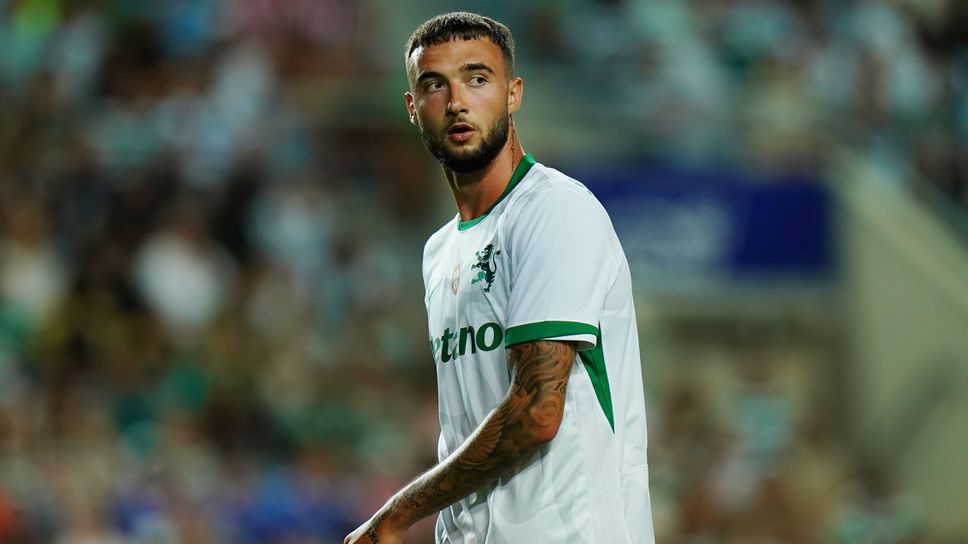 Защитникът на Спортинг Лисабон Зено Дебаст е попаднал в полезрението