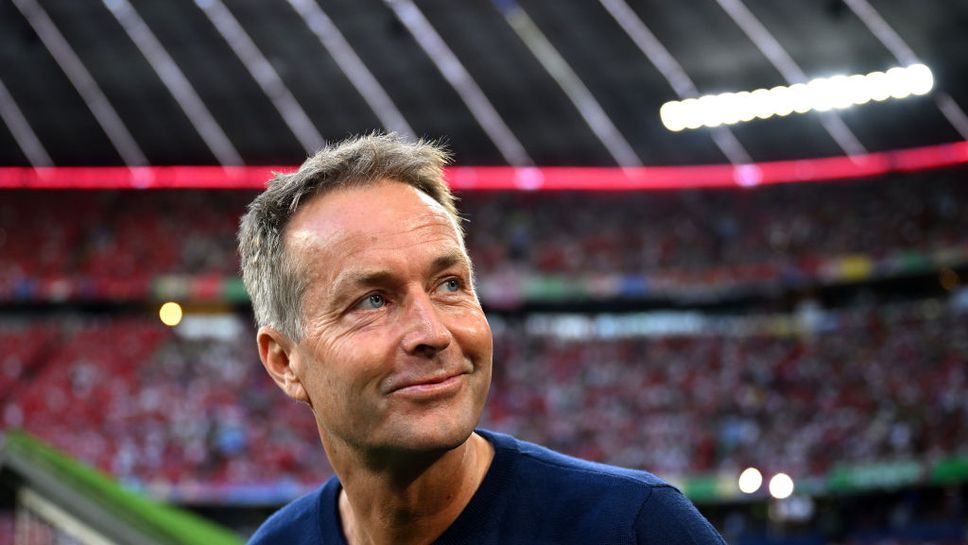 Бившият селекционер на ДанияКаспер Хюлманд почти сигурно ще бъде новия