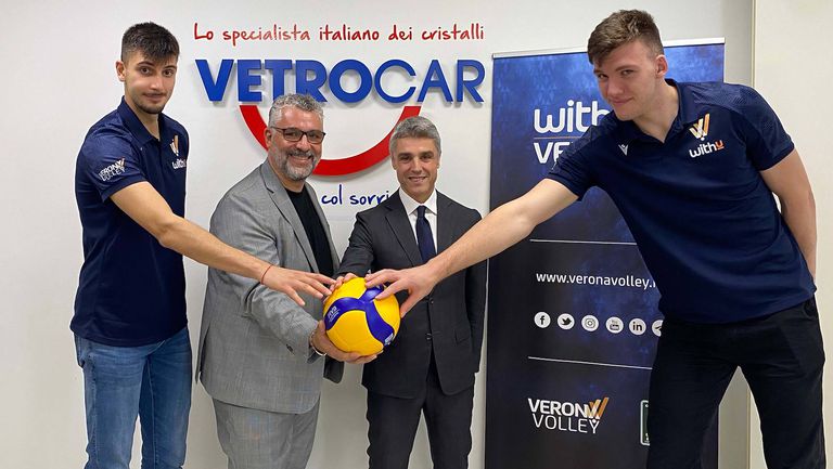 Въпреки че сезона в италианската волейболна Суперлига вече започна едва
