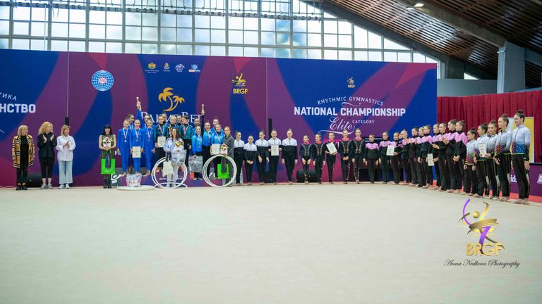 Левски Триадица е шампион при девойки старша възраст на ДП по художествена гимнастика за ансамбли