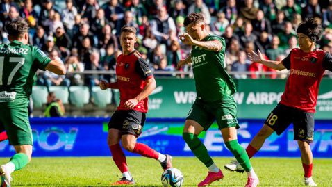 Тимът на Подолски изненада Алекс Петков и Шльонск в последната секунда