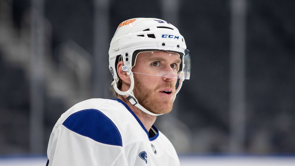 Конър Макдейвид обясни новия си договор: Нашето куче няма да гладува