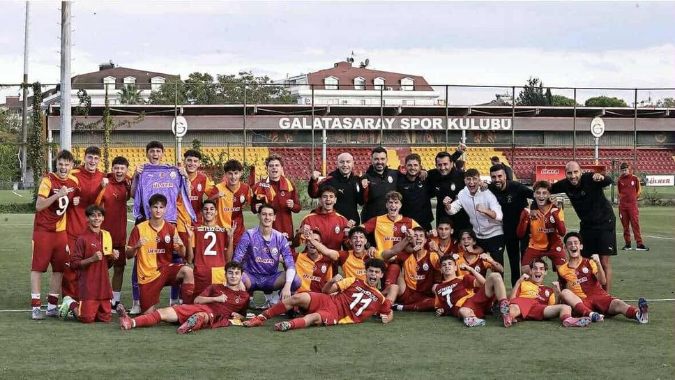 Български юношески национал блести при разгромна победа на Галатасай U17