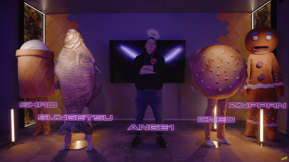 NAVI посрещна състава си във VALORANT