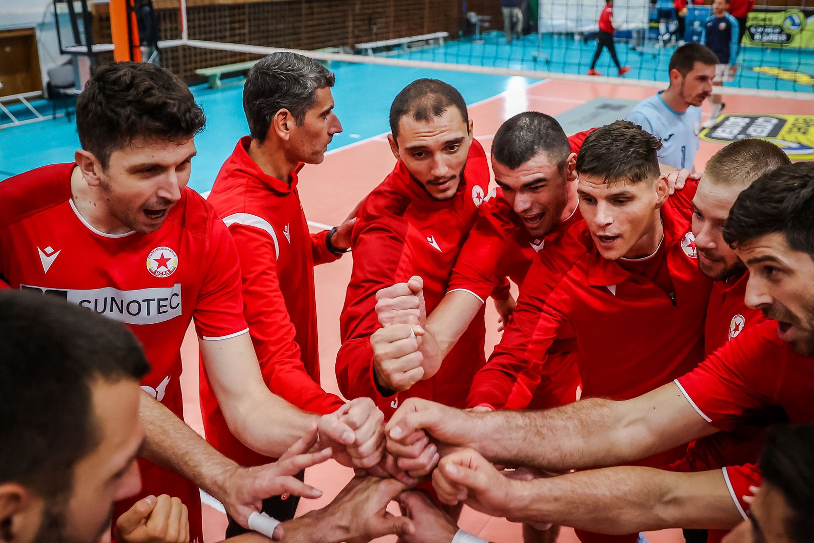 ЦСКА удари Монтана в дербито и остана начело в Efbet Супер Волей 🏐