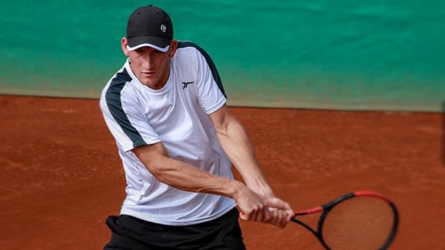 Българският тенисист Леонид Шейнгезихт отпадна в първия кръг на турнира