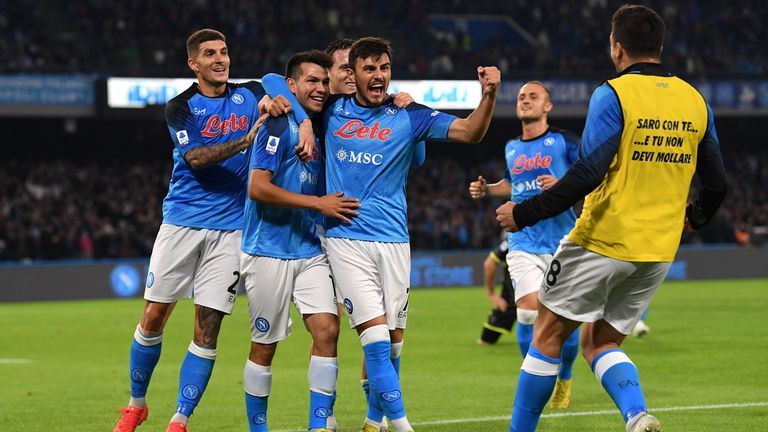 Лидерът в Серия А Наполи записа десета поредна шампионатна победа