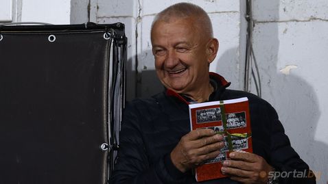 Крушарски: Половината от парите, които получа за Локомотив, ще ги оставя за школата и на отбора