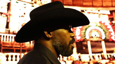 Джон Джоунс: В момента не ми пука за ММА