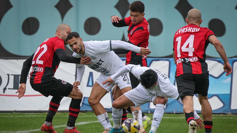 Локомотив (София) 0:0 Ботев (Враца), греда за гостите