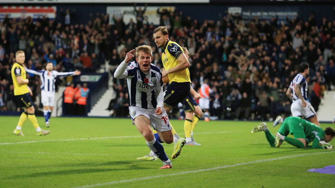 Филип Кръстев се завърна сред титулярите, но Оксфорд допусна обрат срещу УБА