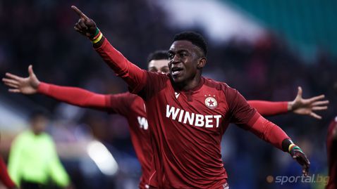 Лудогорец следи ситуацията около Джеймс Ето'о