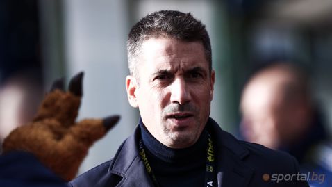  Веласкес подписа с сътрудниците на Аморим 