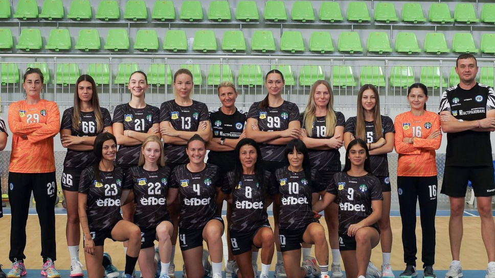 Бяла загуби от силния испански отбор Атлетико Гуардес с 19 45