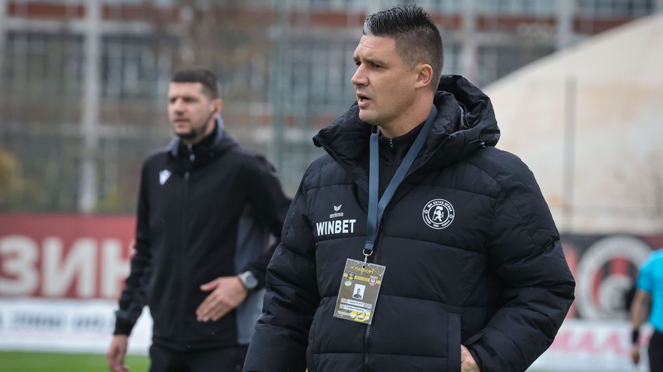 Наставникът на Ботев Враца Тодор Симов говори след победа с