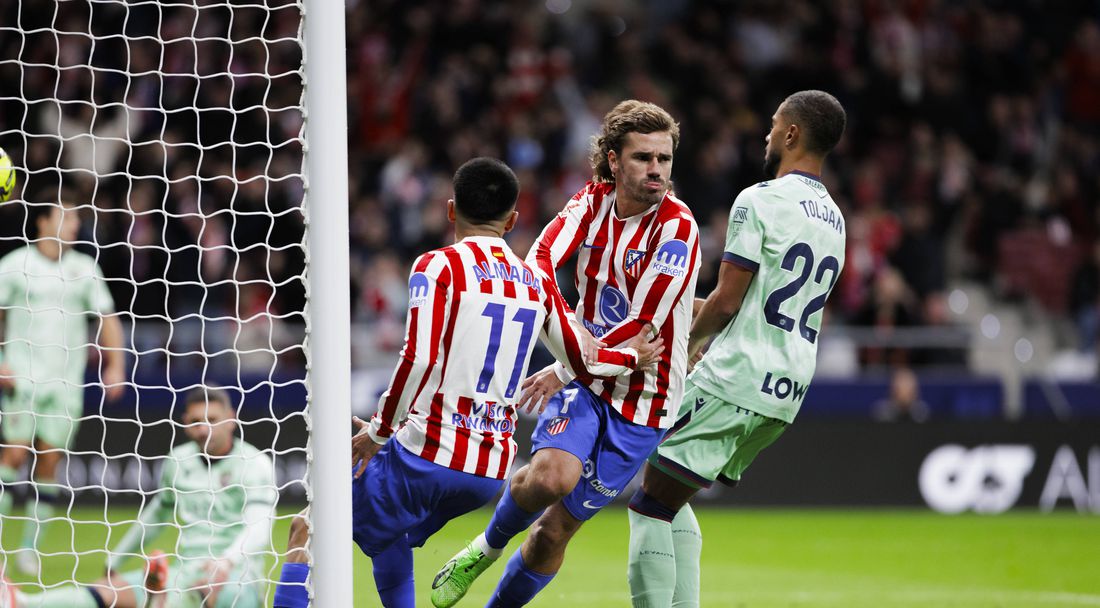 Блестящо включване на Гризман донесе победата на Атлетико Мадрид