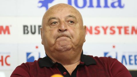  Венци Стефанов за националния тим: Минчев и Чочев можеха да играят 